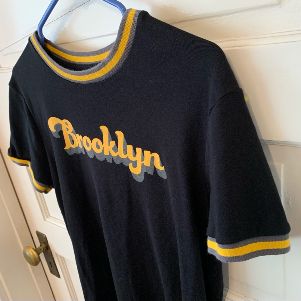 Brooklyn Industries Retro Black T-Shirt with Grey and Yellow Trim and Logo - Picture 2 of 5